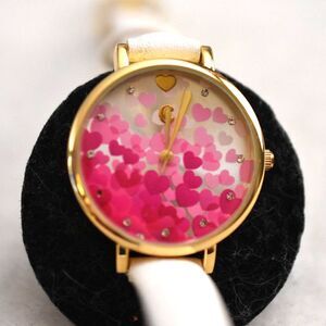 Charming Charlie Floating Hearts White Leather Band Gold Tone New Battery Watch
